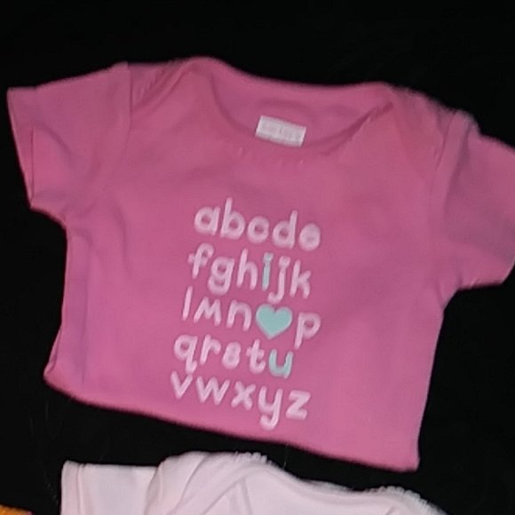 4 Carter's NB One Piece Bodysuits - Picture 3 of 7